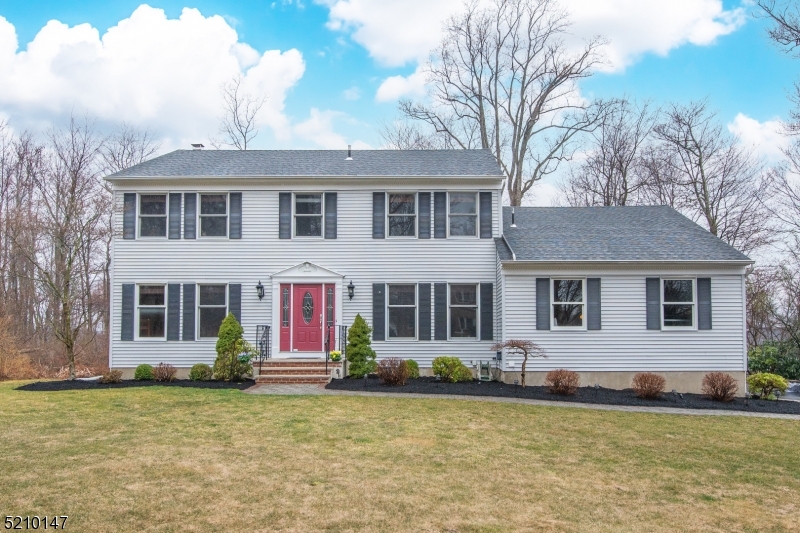 30 PRINCE HENRY DR