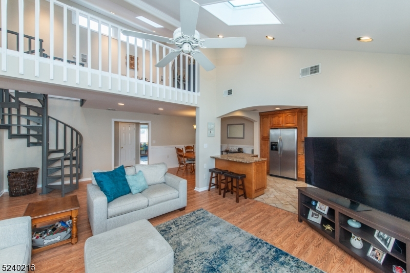1 DOMESSINA LN UNIT F-6