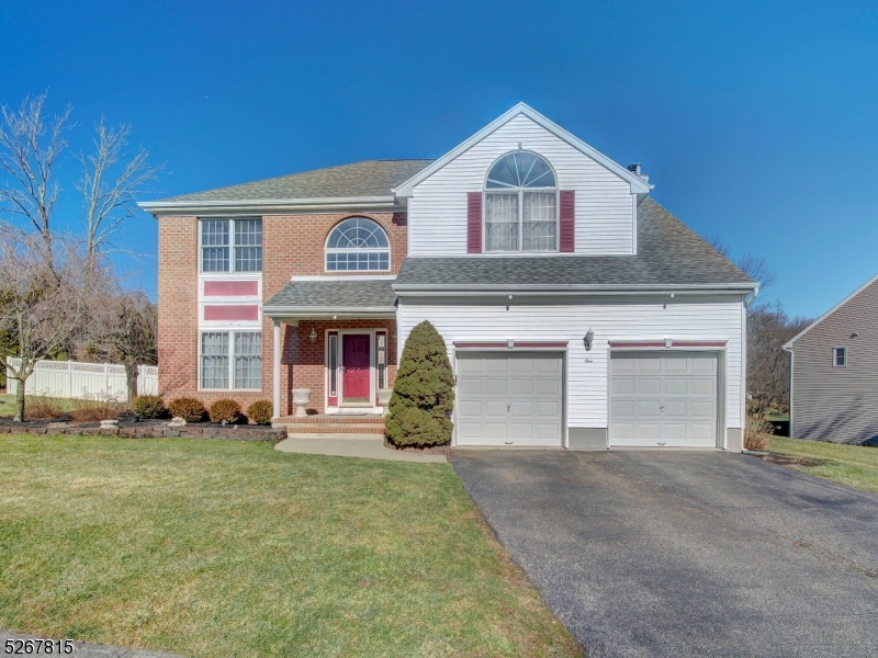 1 Lazarus Dr