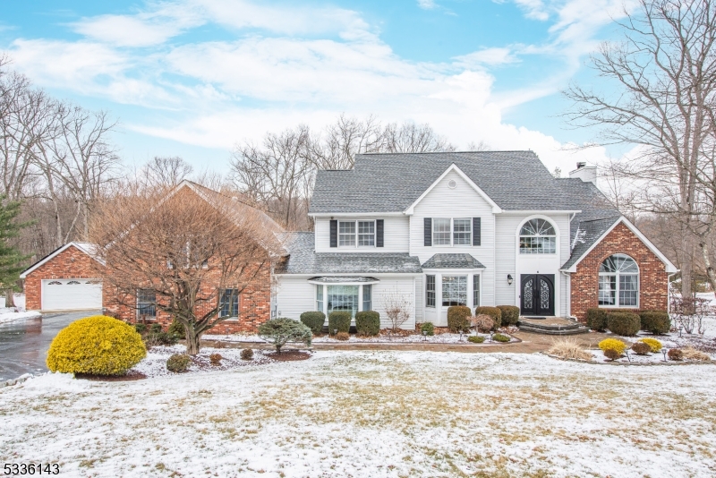 6 NATHAN DR