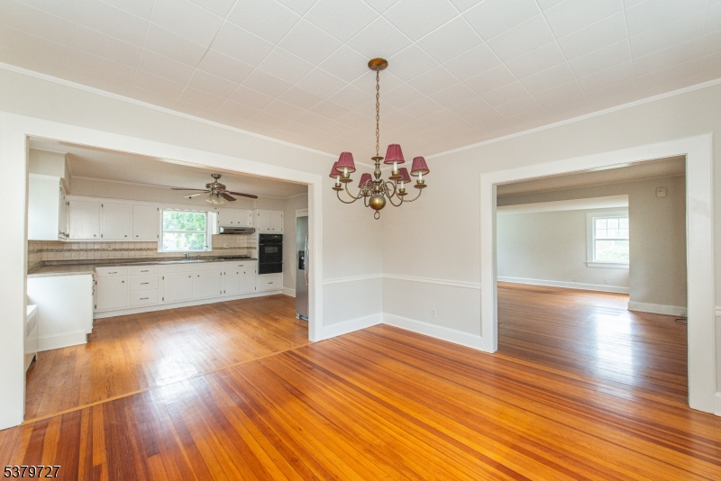 50 FRANKLIN PL