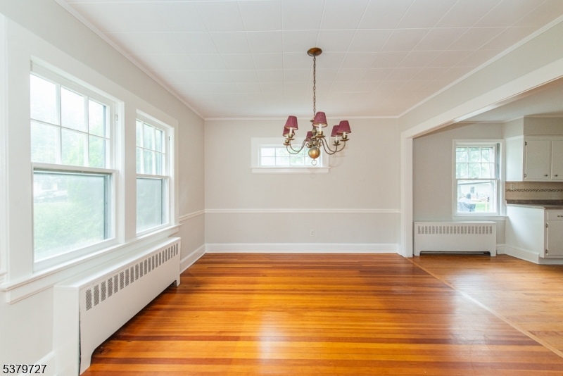 50 FRANKLIN PL
