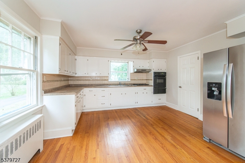 50 FRANKLIN PL