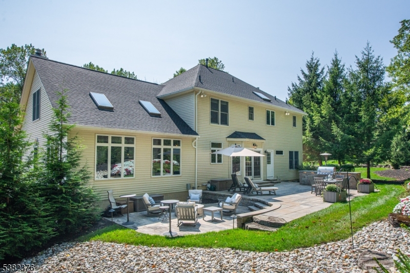 2 Wexford Ct