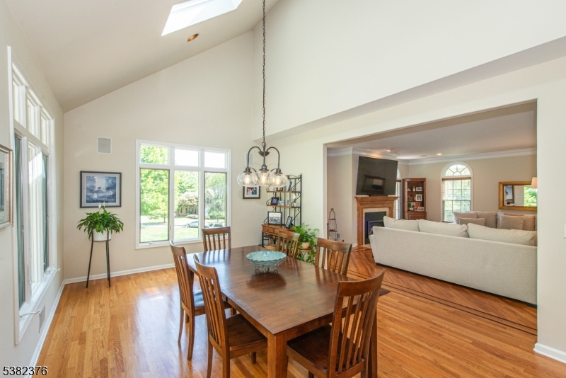 2 Wexford Ct