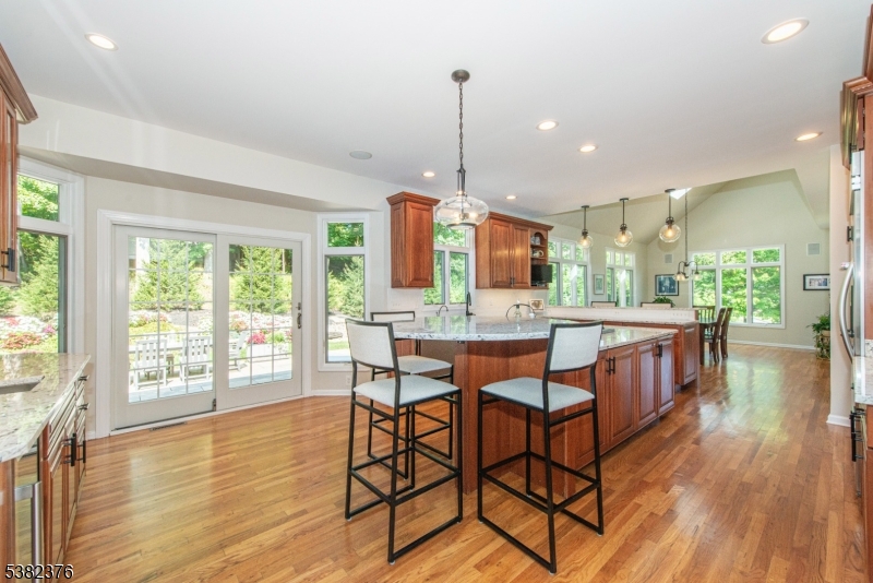 2 Wexford Ct