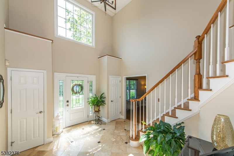 2 Wexford Ct