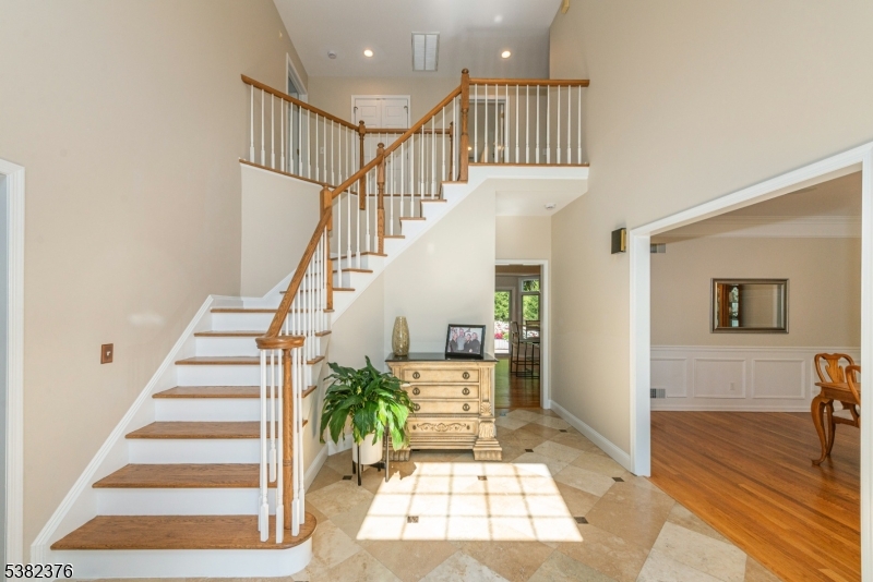2 Wexford Ct