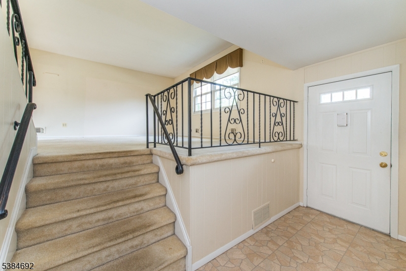 195 PRINCETON AVE