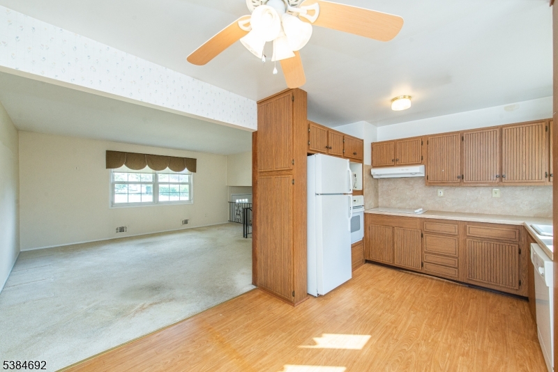 195 PRINCETON AVE