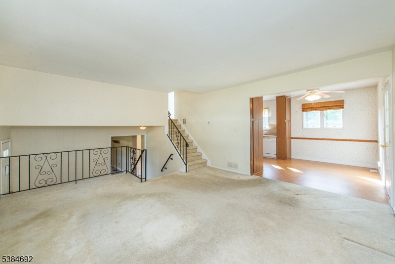195 PRINCETON AVE