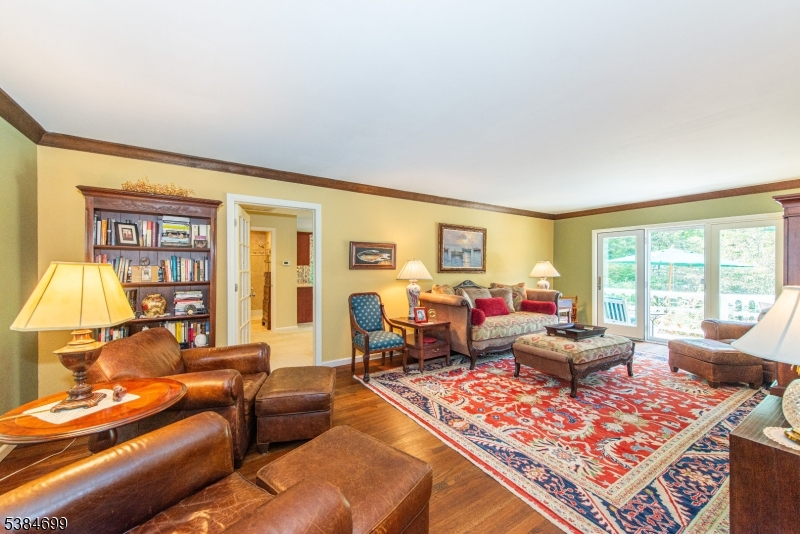 9 ROLLING RIDGE RD