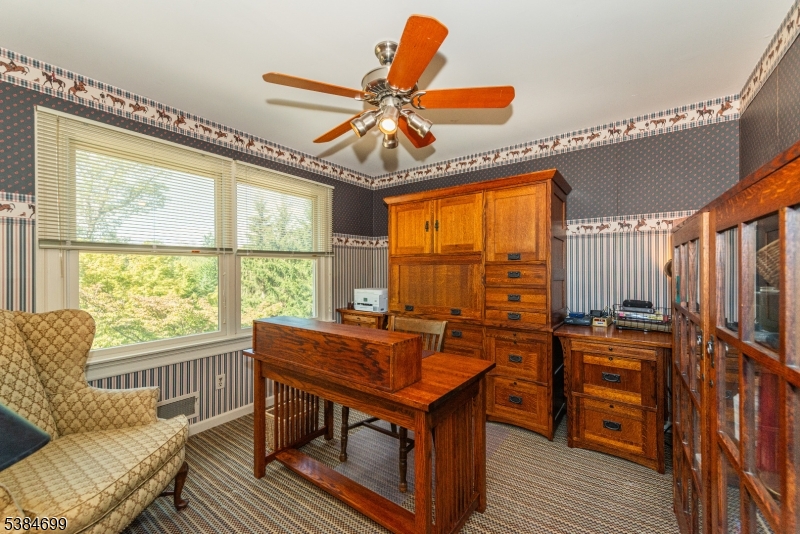 9 ROLLING RIDGE RD