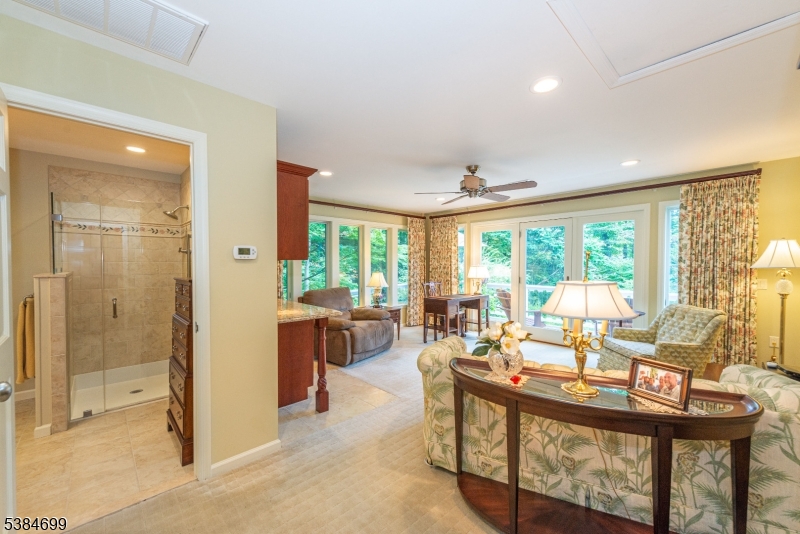 9 ROLLING RIDGE RD