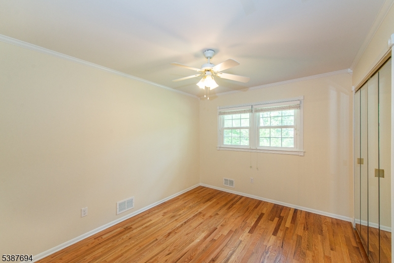 13 HOLLY DR