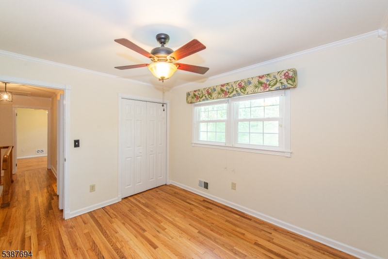 13 HOLLY DR