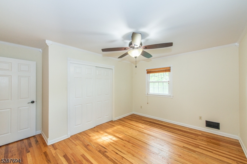 13 HOLLY DR