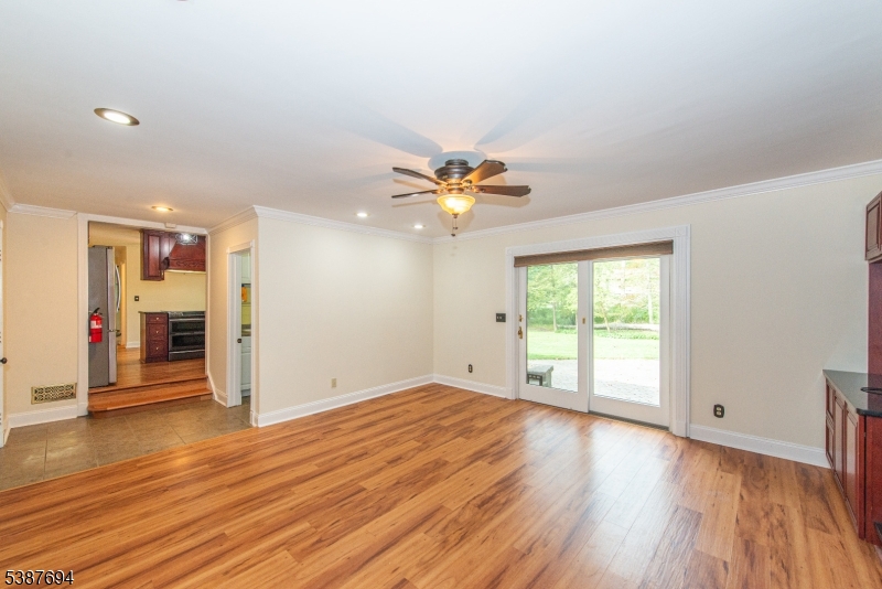 13 HOLLY DR