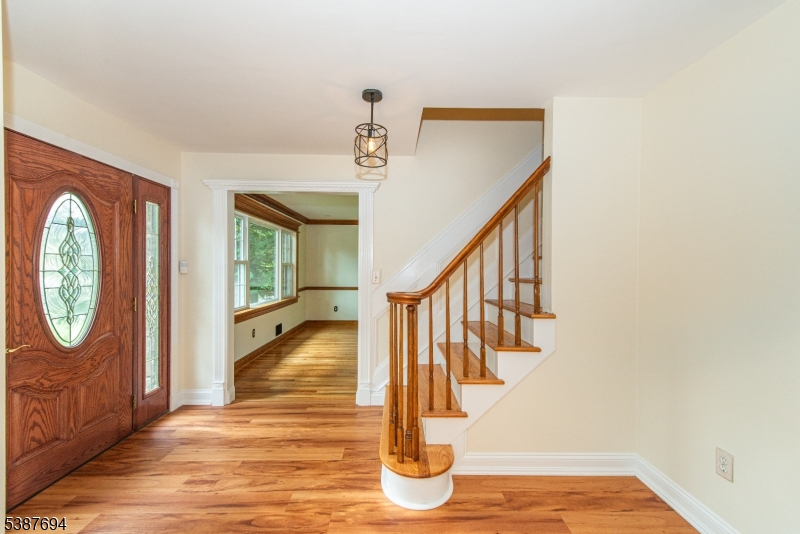 13 HOLLY DR