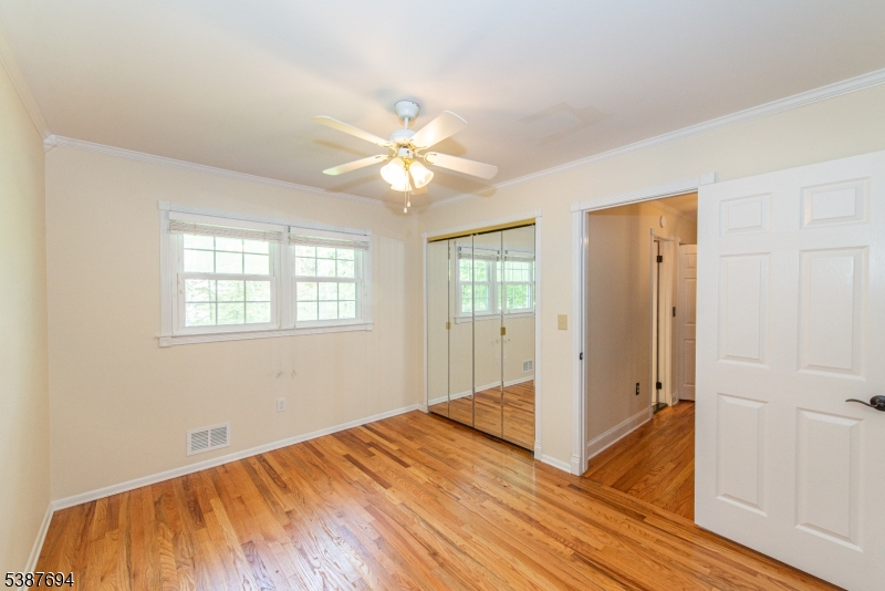 13 HOLLY DR