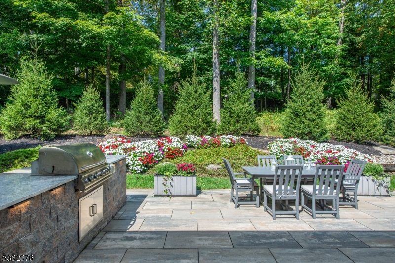 2 Wexford Ct