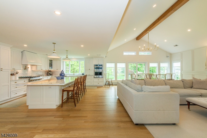 17 WESTOVER TER
