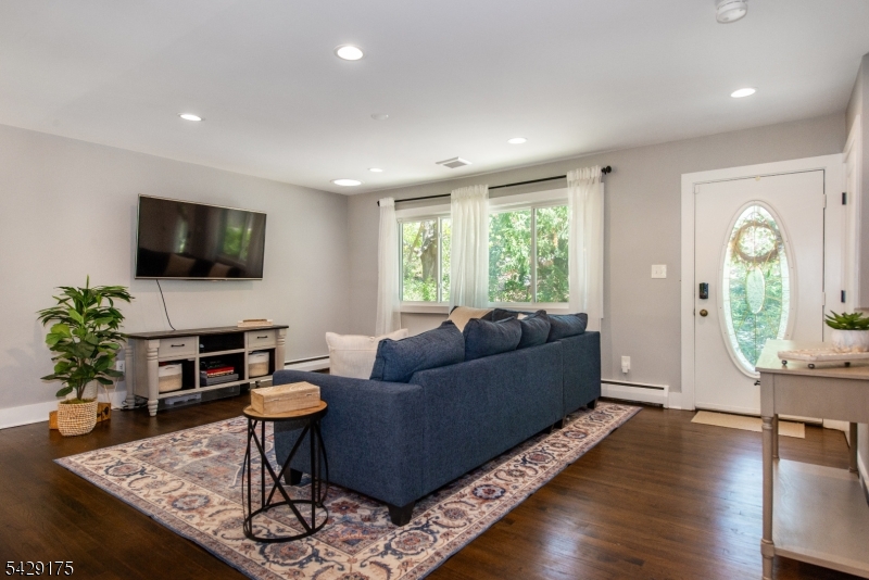149 Park Ave
