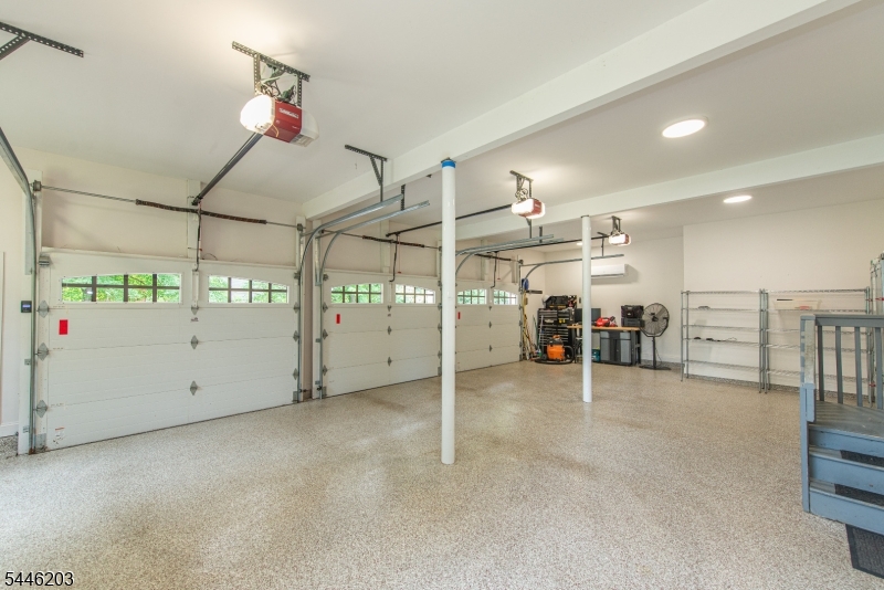 3 BRANDYWINE CT
