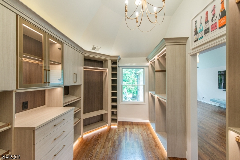 3 BRANDYWINE CT