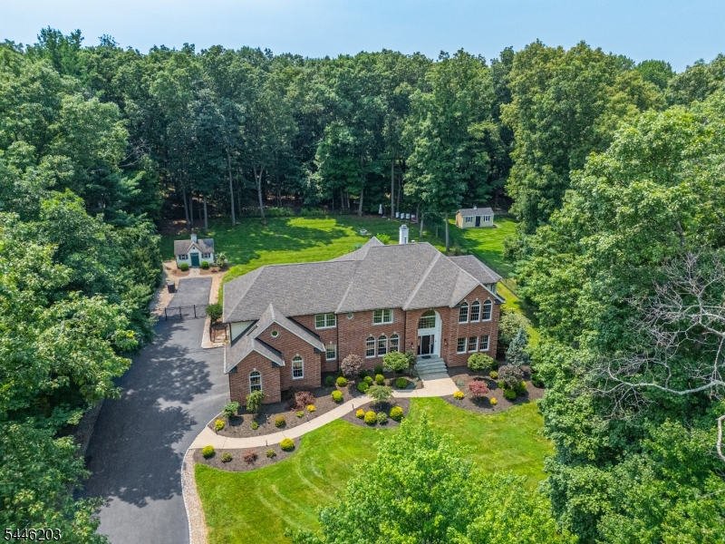 3 BRANDYWINE CT
