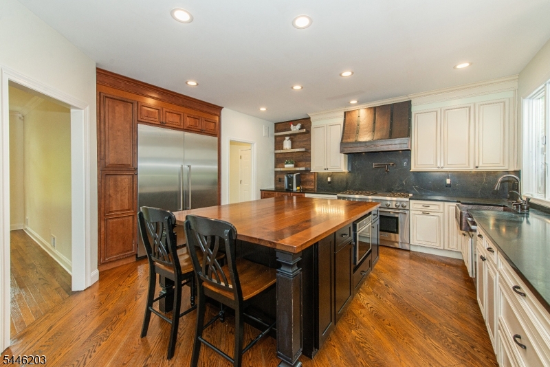 3 BRANDYWINE CT