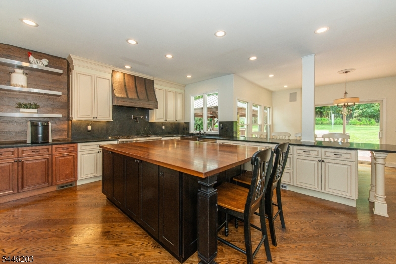 3 BRANDYWINE CT