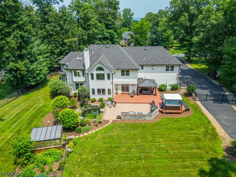 3 BRANDYWINE CT