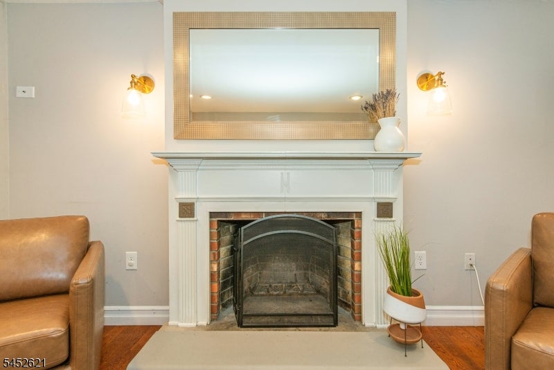 8 SOUTHVIEW RD