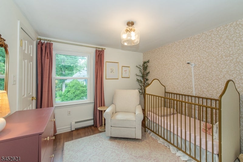8 SOUTHVIEW RD