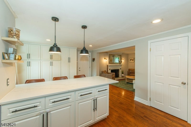 8 SOUTHVIEW RD