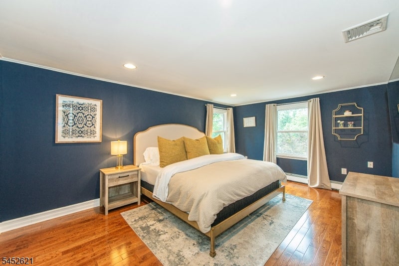 8 SOUTHVIEW RD