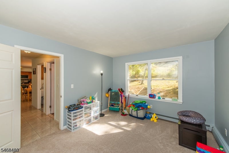 10 JAMES RD