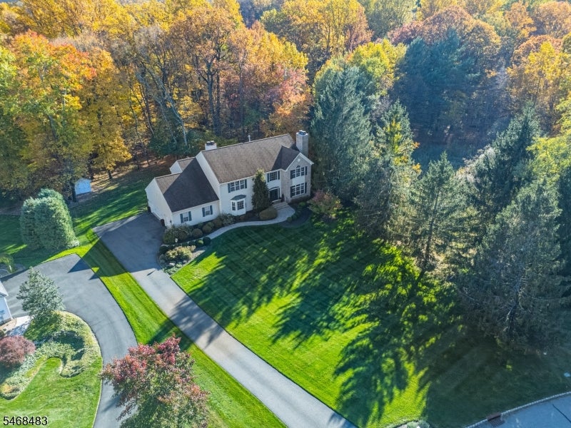 20 HEATHER LN