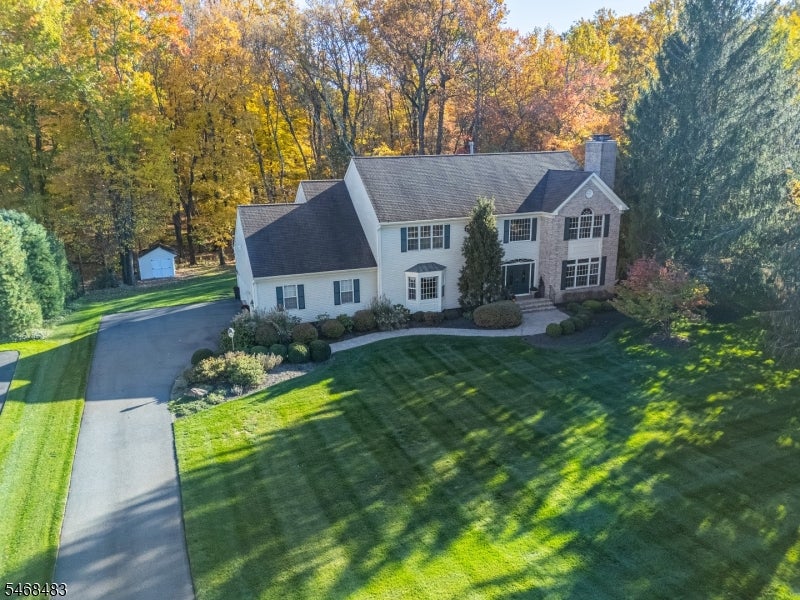 20 HEATHER LN
