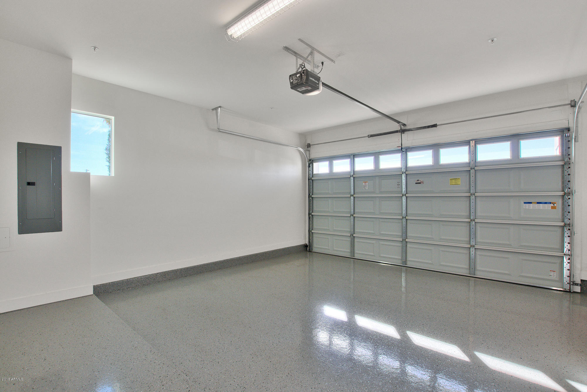 16510 N 92ND Street, 1043