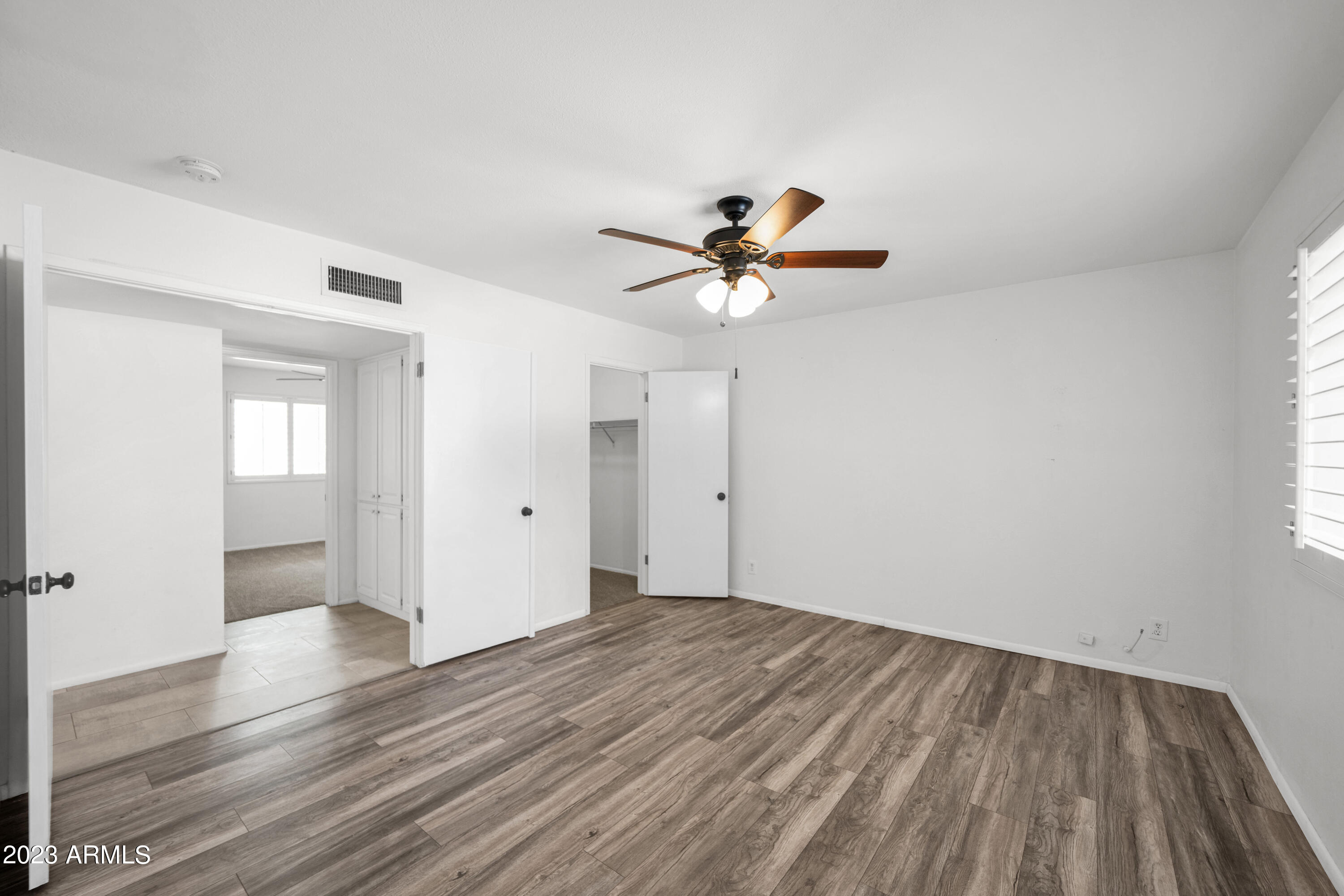2410 E Sahuaro Drive