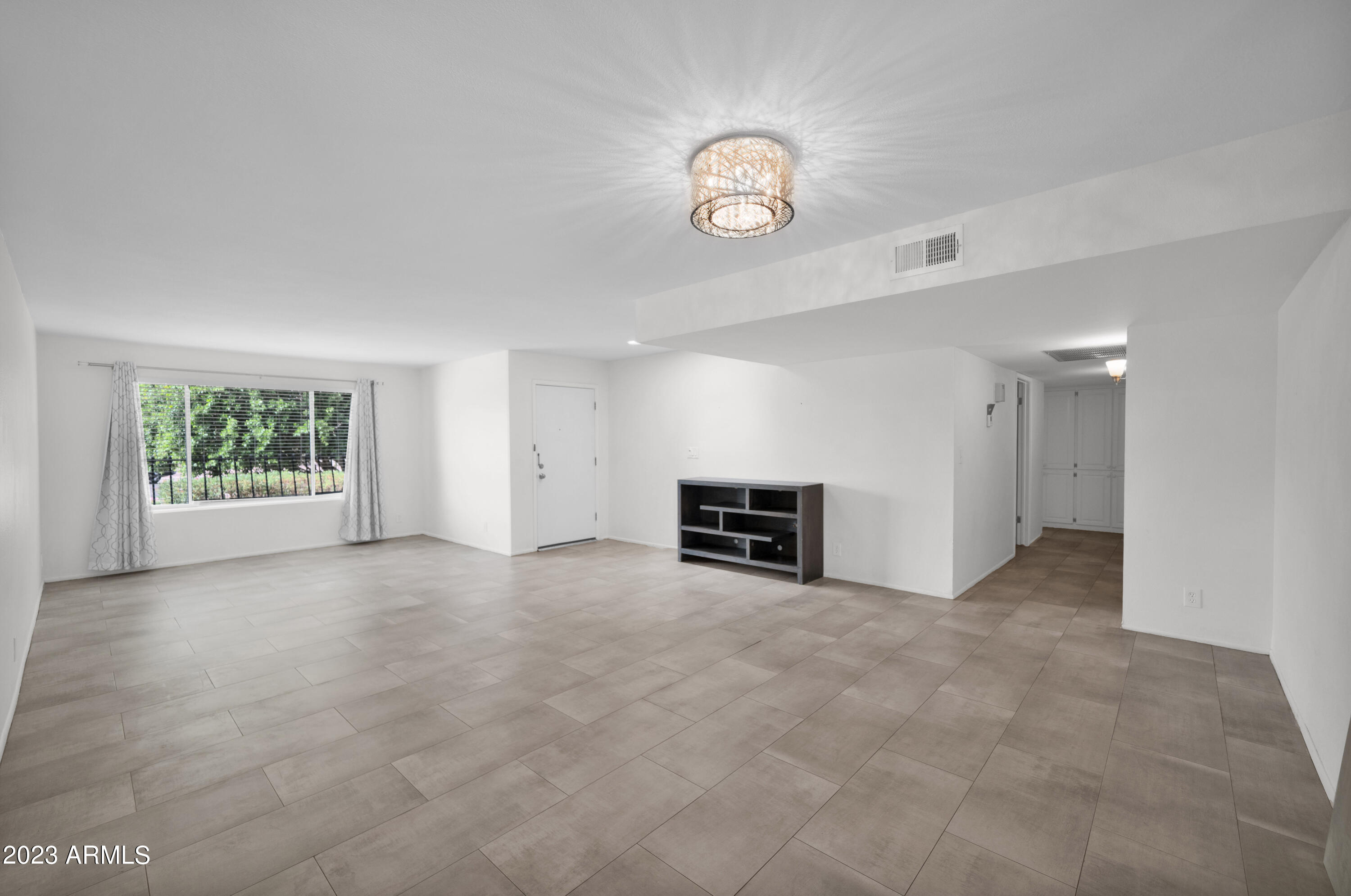 2410 E Sahuaro Drive