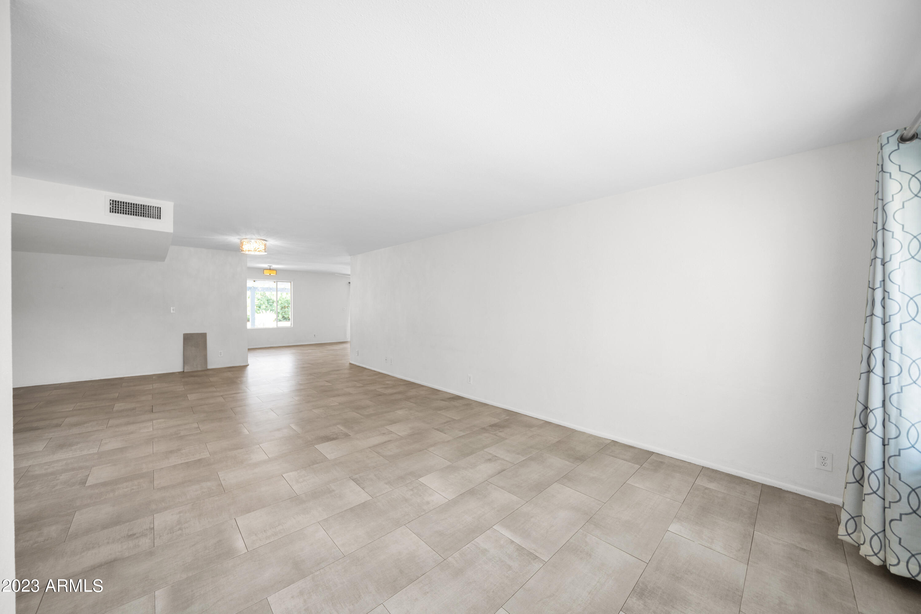 2410 E Sahuaro Drive