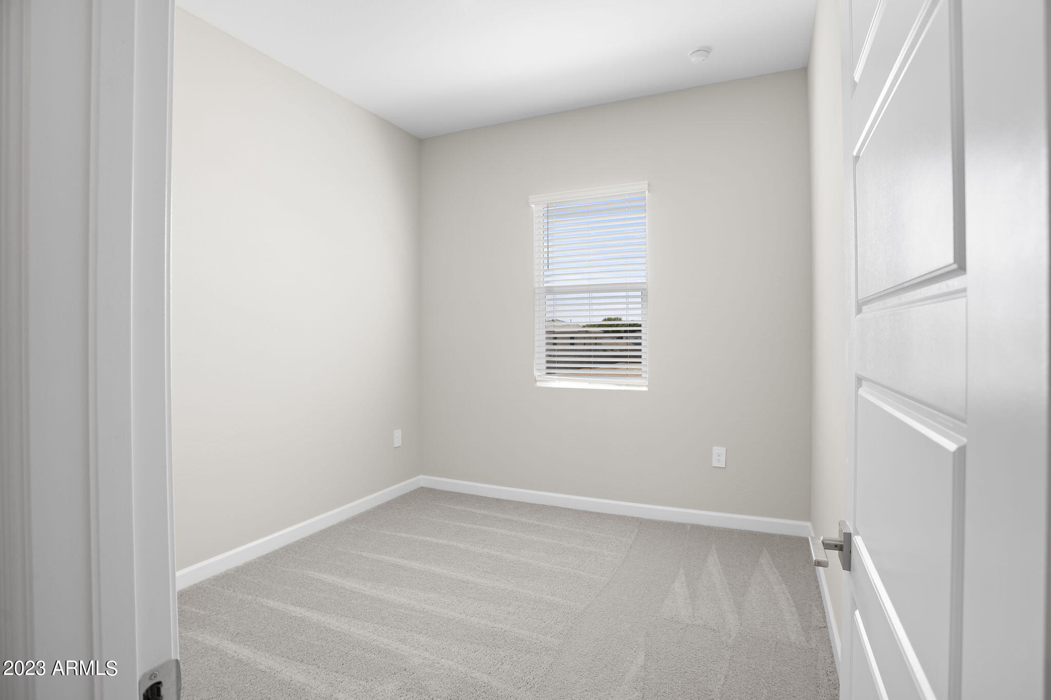 5053 E WOODRIDGE Drive