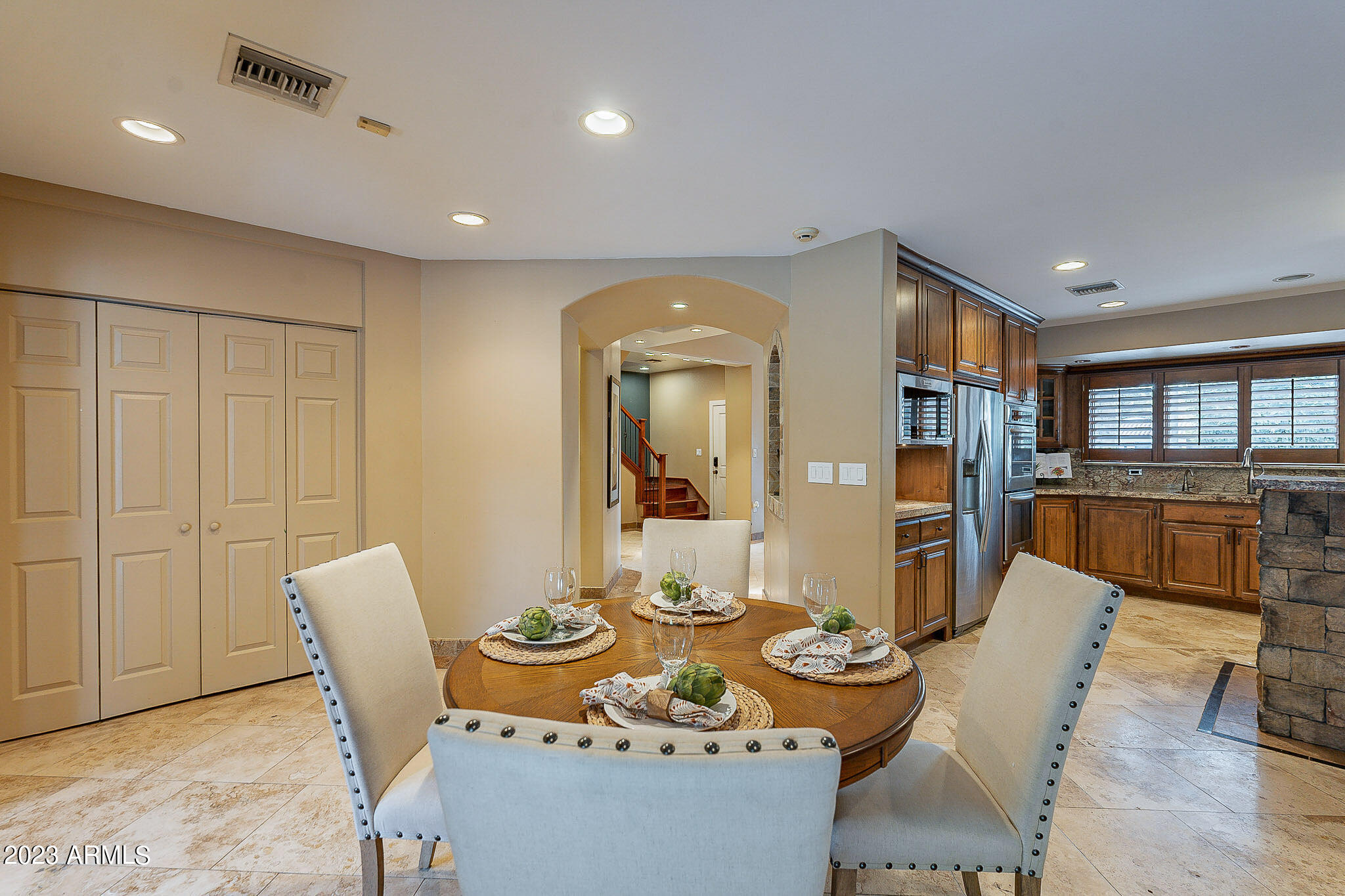 4147 N 33RD Place