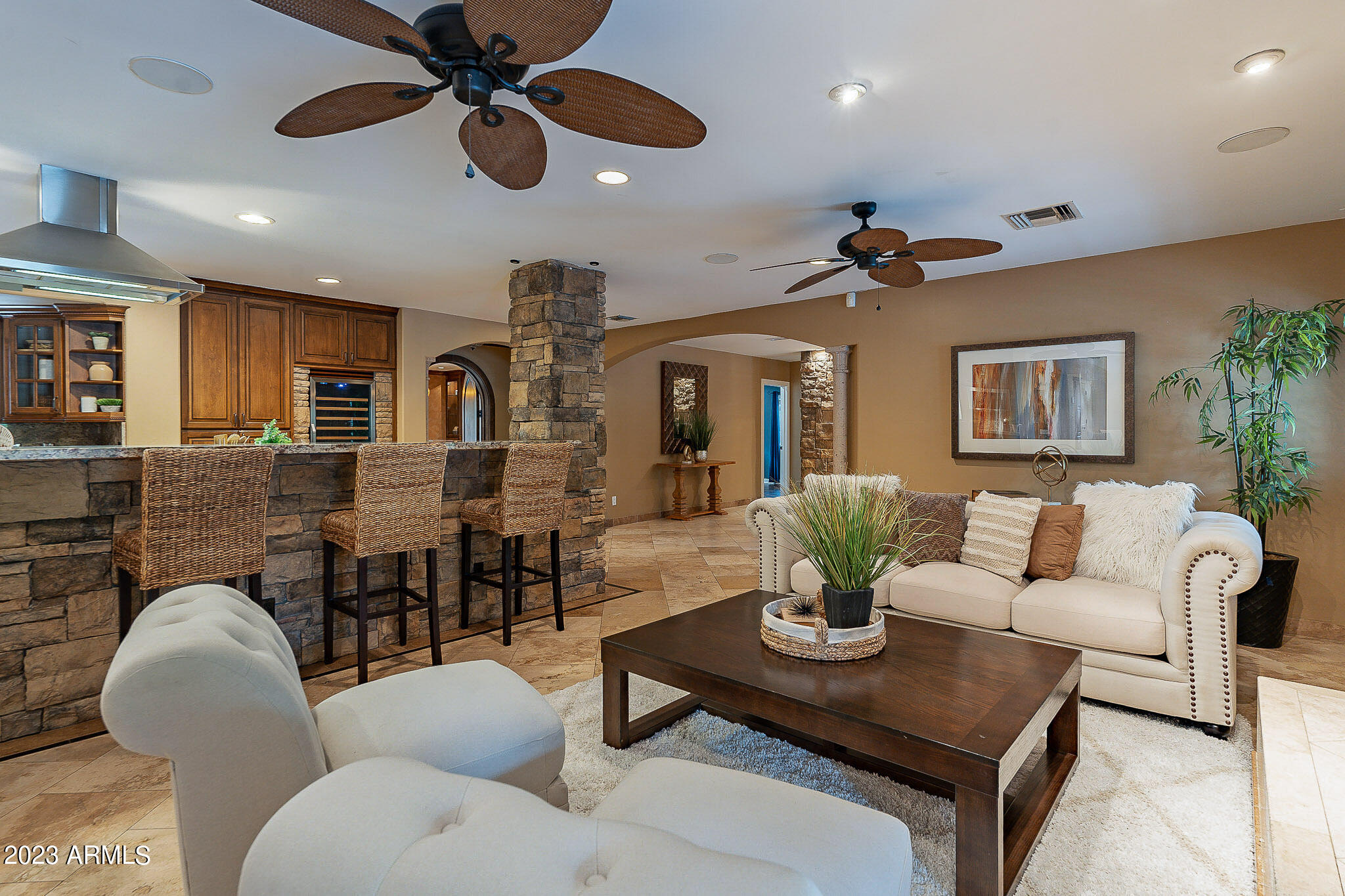 4147 N 33RD Place
