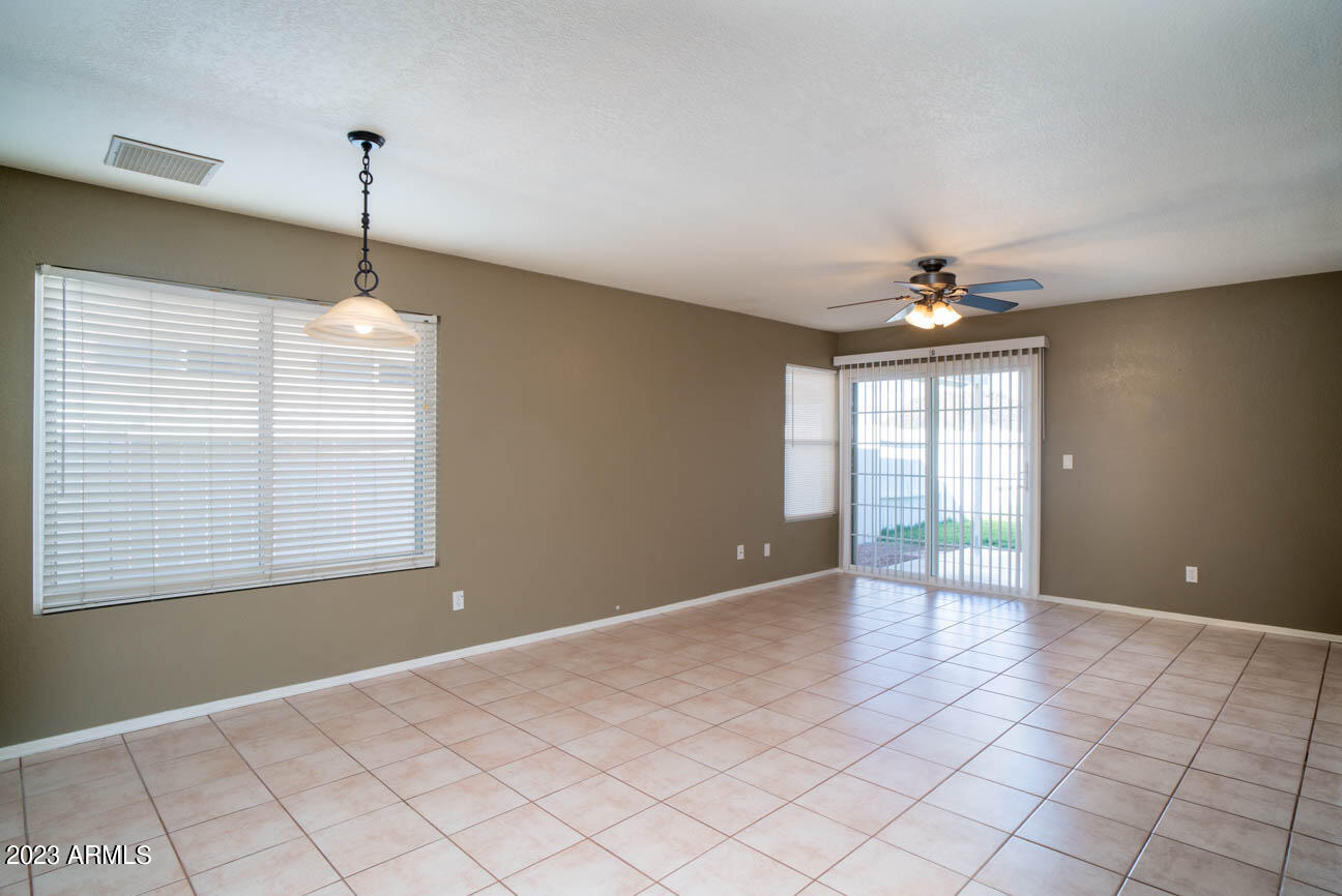 19601 N 43RD Drive