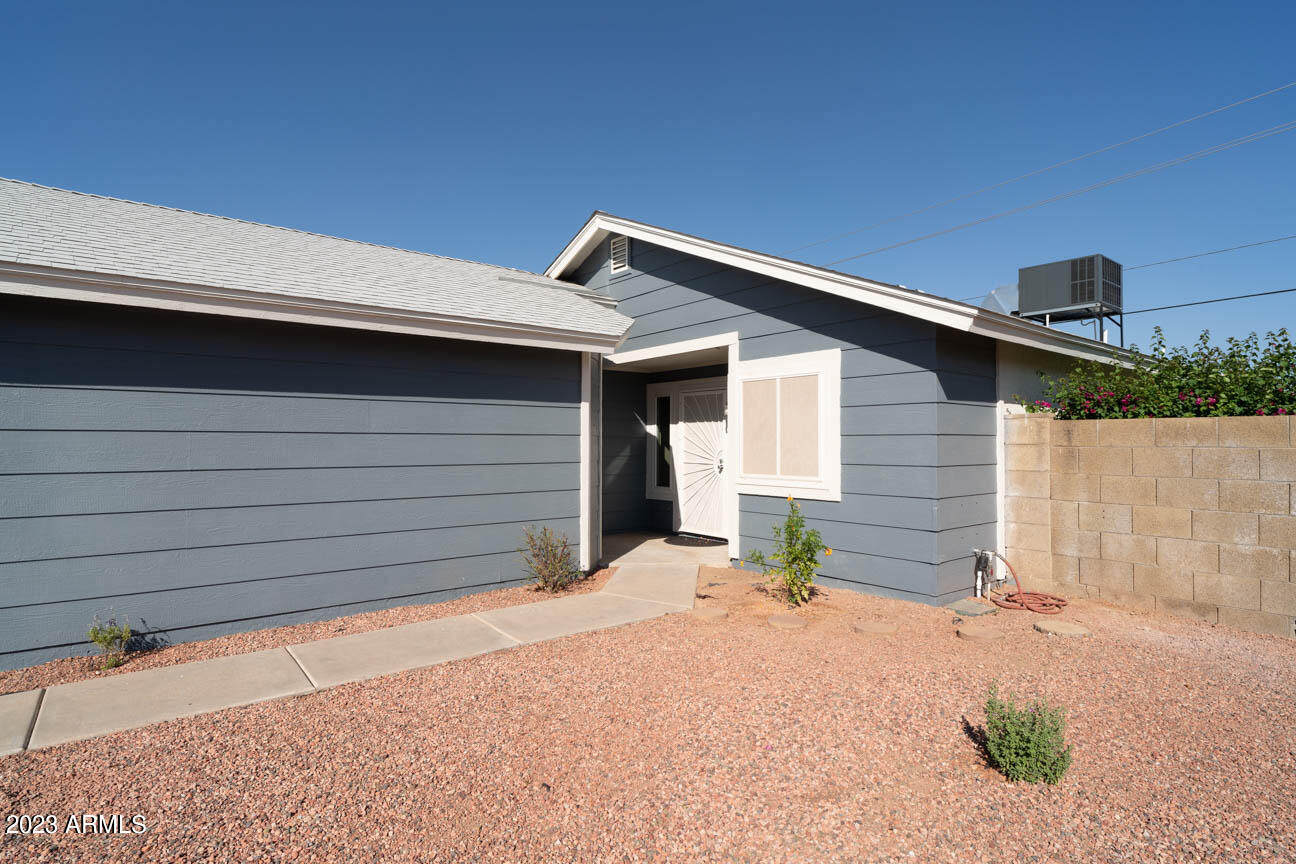 19601 N 43RD Drive