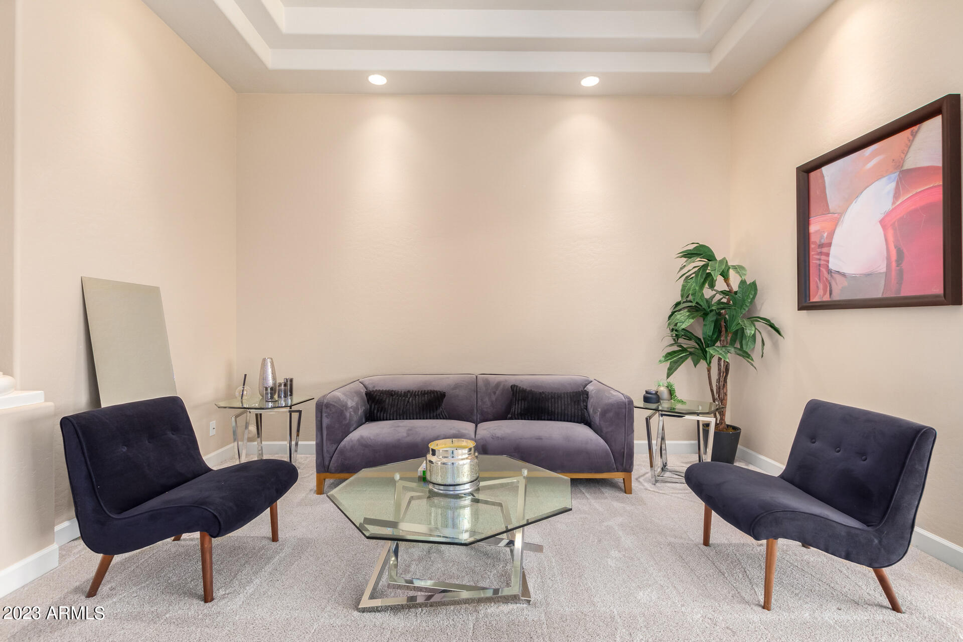 5867 W ABRAHAM Lane